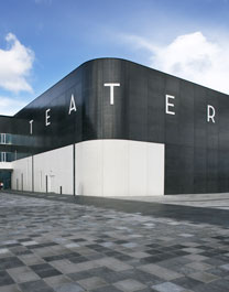 Kungsbacka Teater, fasad. Anna von Brömssen